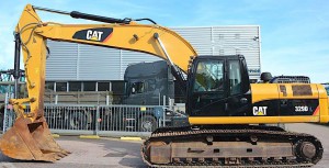 Caterpillar 329DL, rok 2013