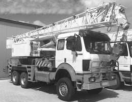 Mercedes-Benz 2644 V8,Liebherr LTF 1030,rok 2002