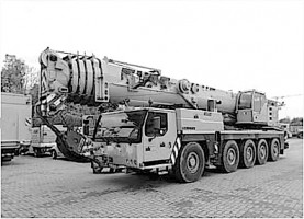 Liebherr LTM 1220-5.1, rok 2004